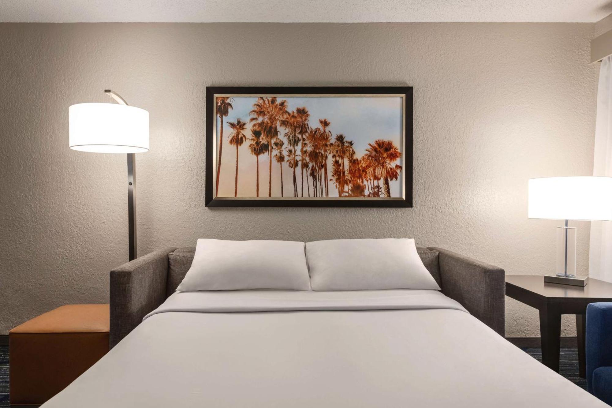 Embassy Suites By Hilton Miami International Airport Miami Springs Eksteriør bilde