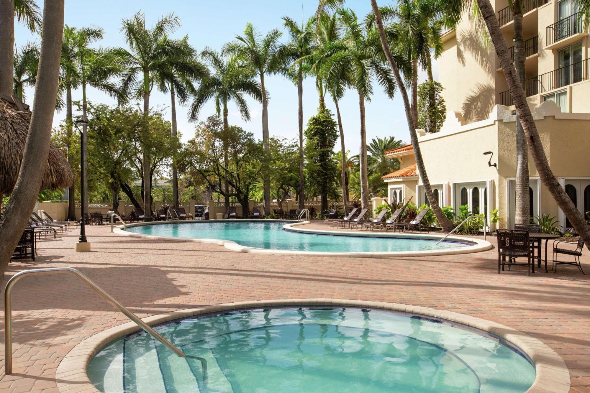 Embassy Suites By Hilton Miami International Airport Miami Springs Eksteriør bilde